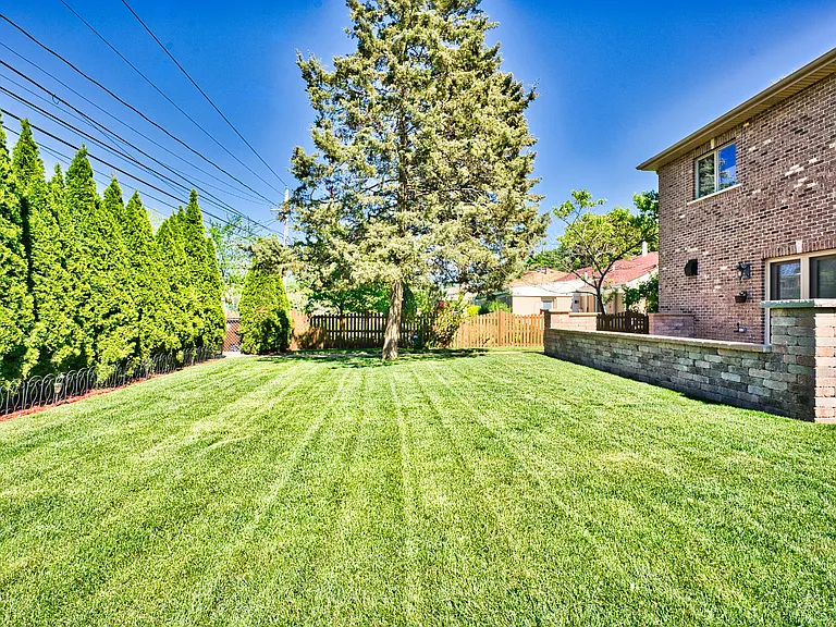 5044 Coyle Ave — Photo 5