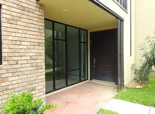 409 Shiloh Dr APT 3, Laredo, TX 78045