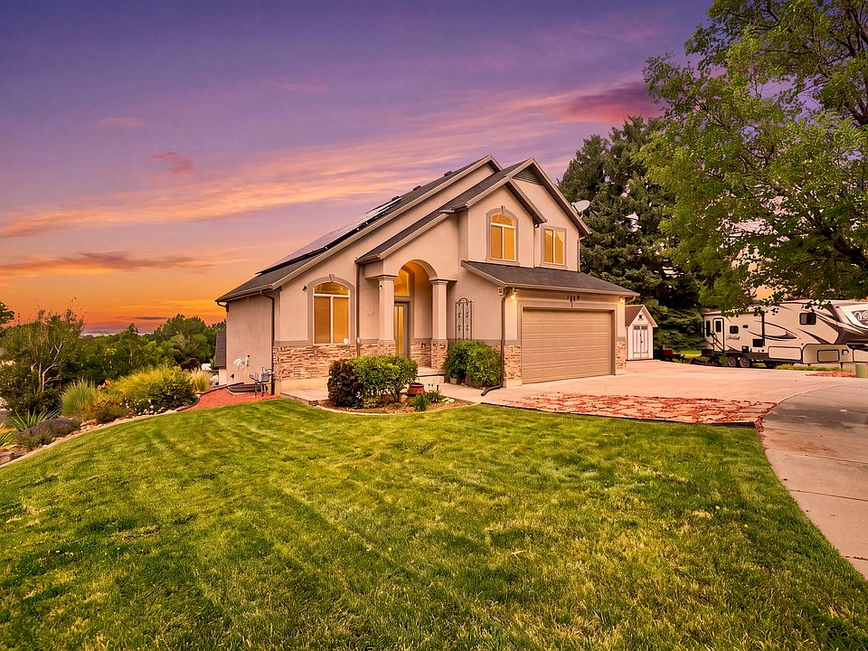 1st image of 1126 E Benchview Dr