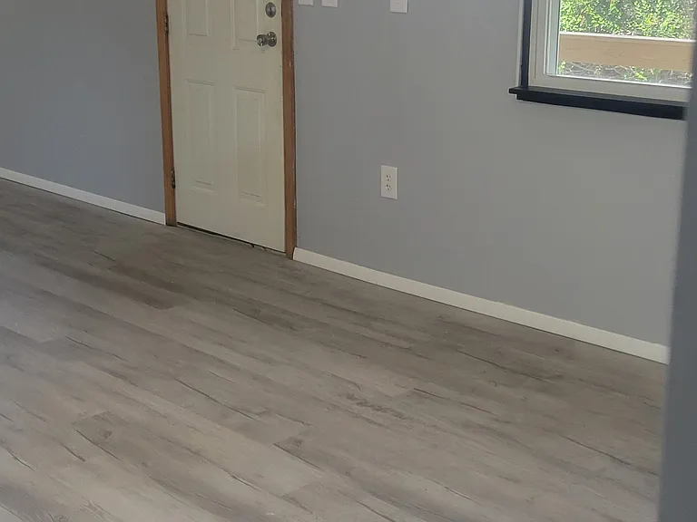 158-160 South Ave — Photo 14