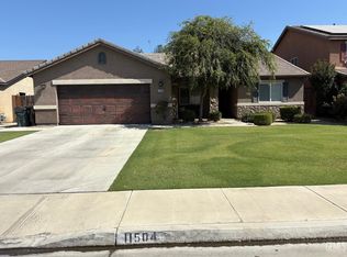 11504 Trabancos Dr, Bakersfield, CA 93311