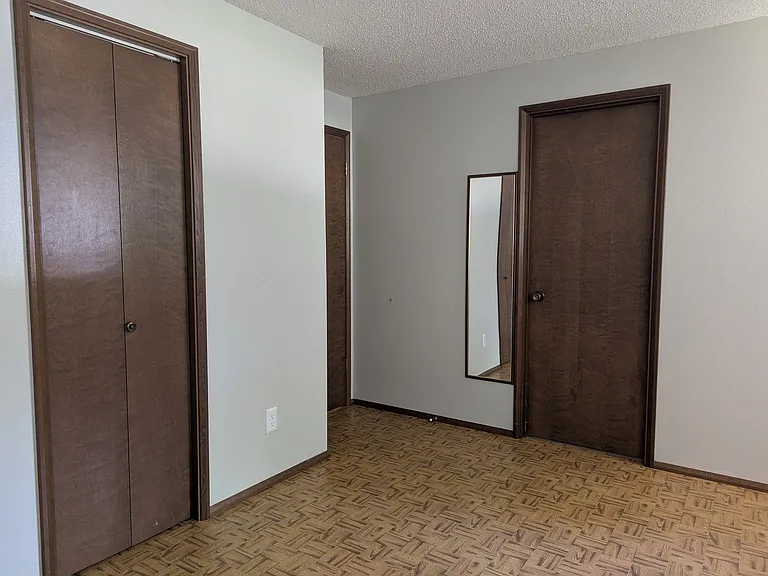 8 Cherokee Pl — Photo 15