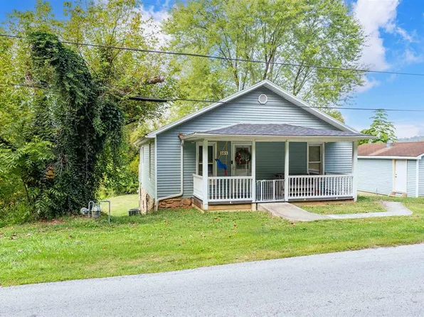305 Harrison St, Hawesville, KY 42348