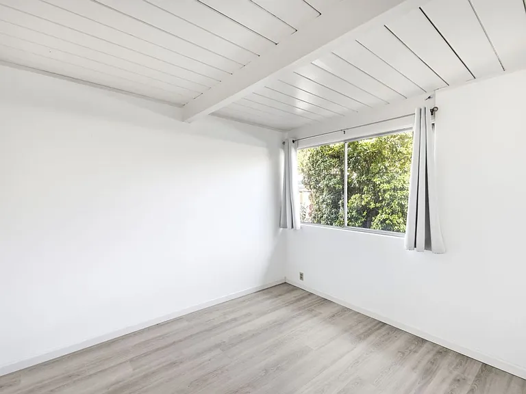 188 Ferne Ct — Photo 10