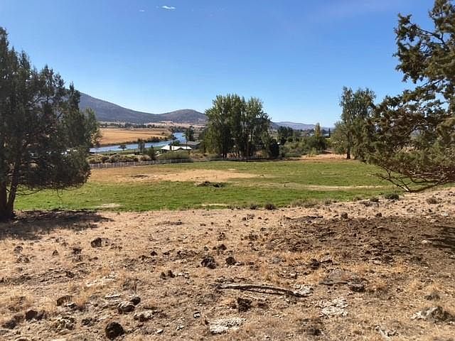 2nd image of E Highway 140 Parcel 3