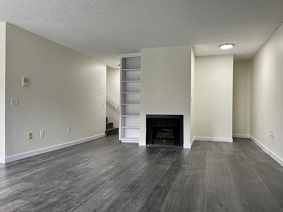 3rd image of 9047 Langdon Ave