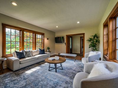 287 Ravine Rd, Birmingham, MI, 48009
