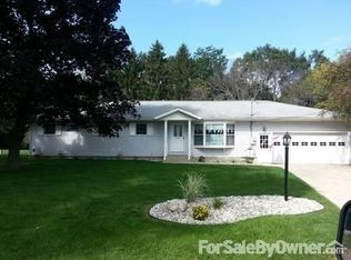 3085 N Concourse Dr, Mount Pleasant, MI 48858