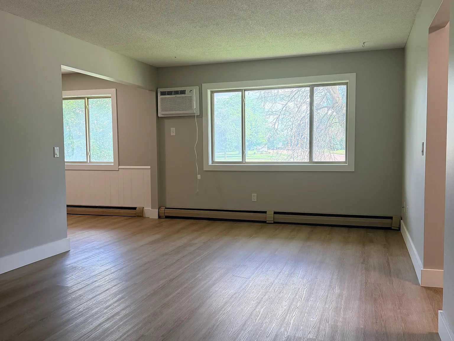 2 bed, 760 sqft, $1,399 — Photo 2