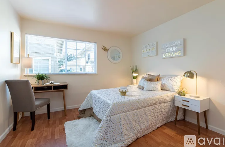 4031 Park Center Ln #B — Photo 10