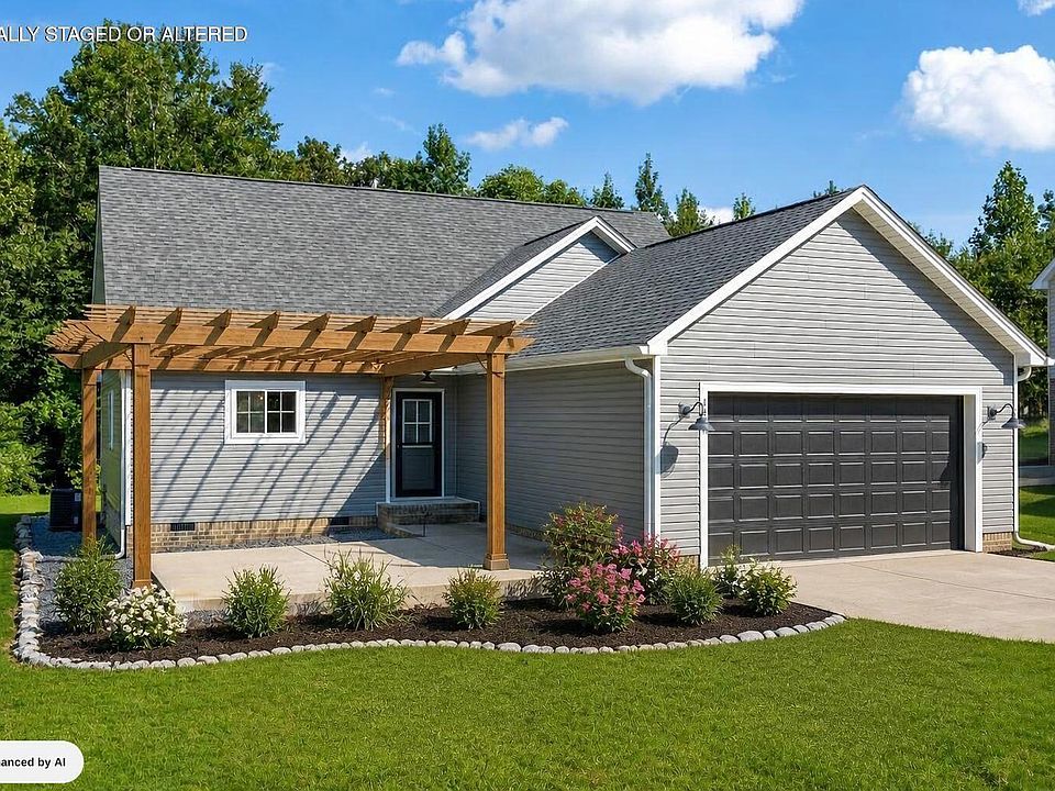 1st image of 1428 Woodland Cove Dr NE
