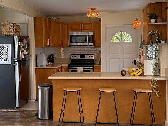 5th image of 1246 Akamai St #1