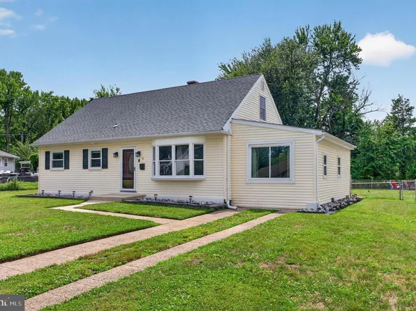 3 Walden Rd, Marlton, NJ 08053