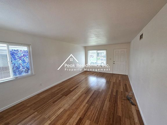 4th image of 10162 De Soto Way