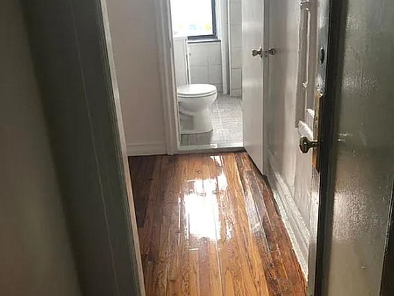2nd image of 14825 88th Ave #2