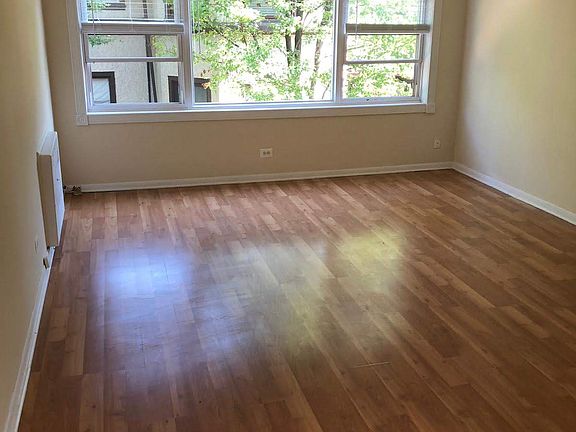 2nd image of 710 Washington Blvd APT 202