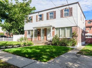 17303 65th Ave, Fresh Meadows, NY 11365