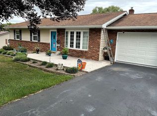 101 Pineview Dr, Ridgeley, WV 26753