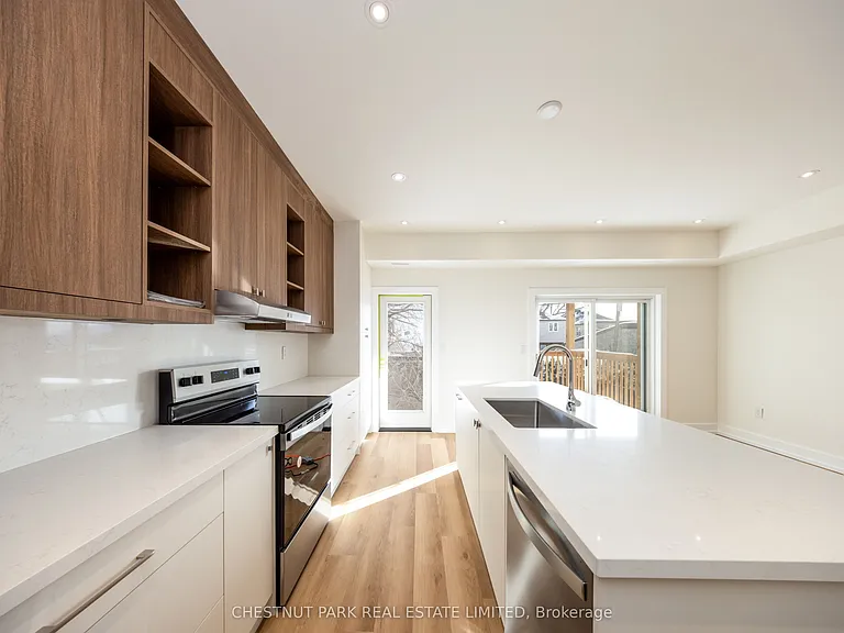 29 Hatherley Rd #B — Photo 16