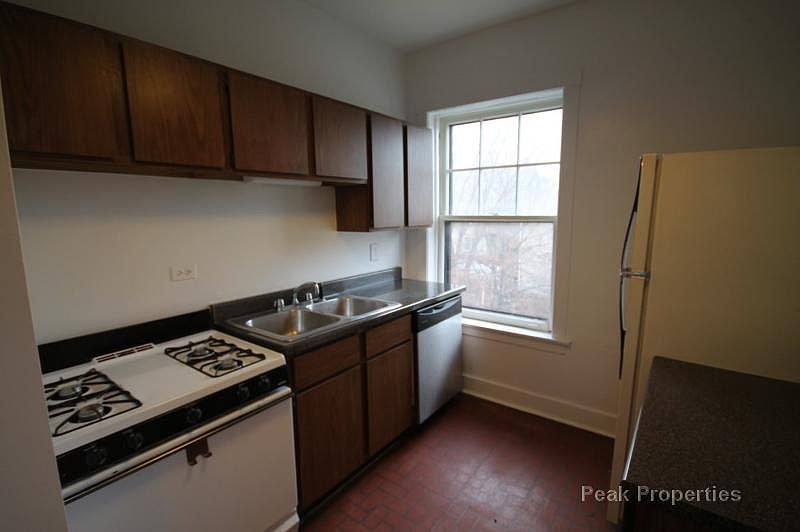 2nd image of 3525 N Racine Ave APT 2W