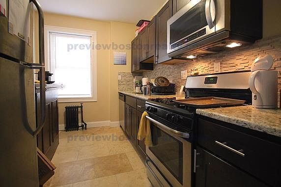 2nd image of 2001 Commonwealth Ave #16DB