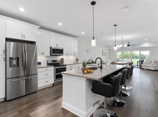 5233 Highpointe Lakes Dr #203, Westerville, OH 43081