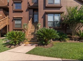 805 Davis Rd, League City, TX 77573