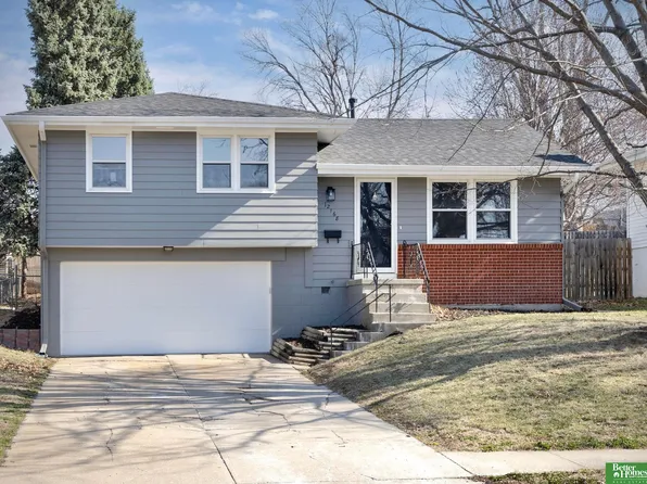 12168 Sandra Ln, Omaha, NE 68137