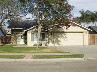 1550 Pine Dr, Lemoore, CA 93245