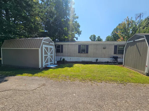 14 Dunsinane Dr, Parkersburg, WV 26104