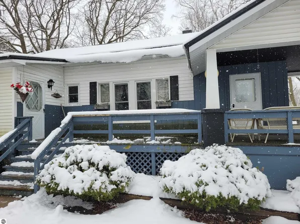 315 Allen Ave, Alma, MI 48801