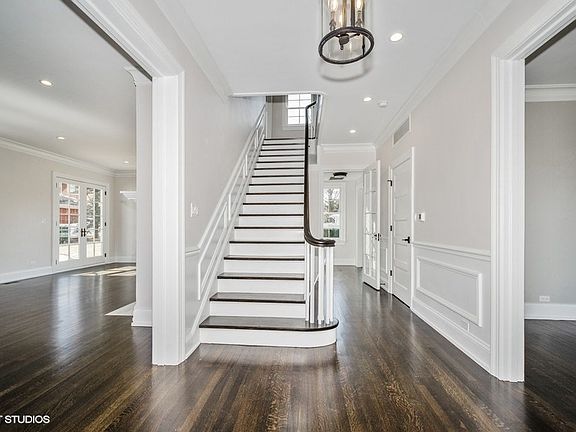 2nd image of 111 Linden Ave