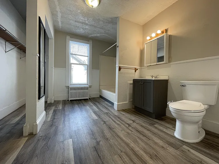 3029 Aldrich Ave S #2 — Photo 13