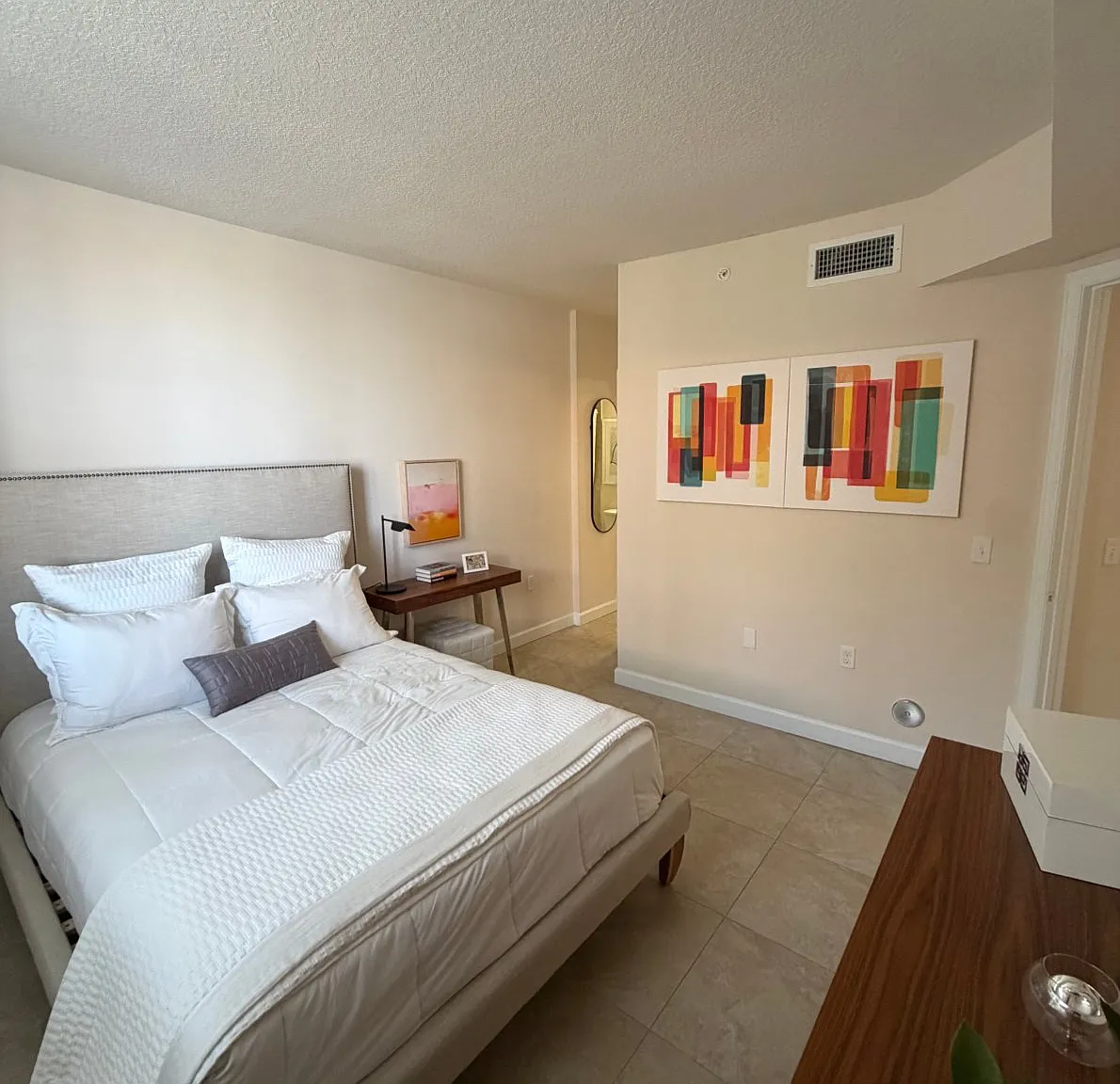 2 bed, 2.0 bath, 950 sqft, $2,625 — Photo 4