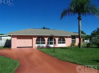 267 Ground Dove Cir, Lehigh Acres, FL 33936
