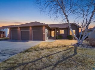 3400 S Alpine Ave, Sioux Falls, SD 57110