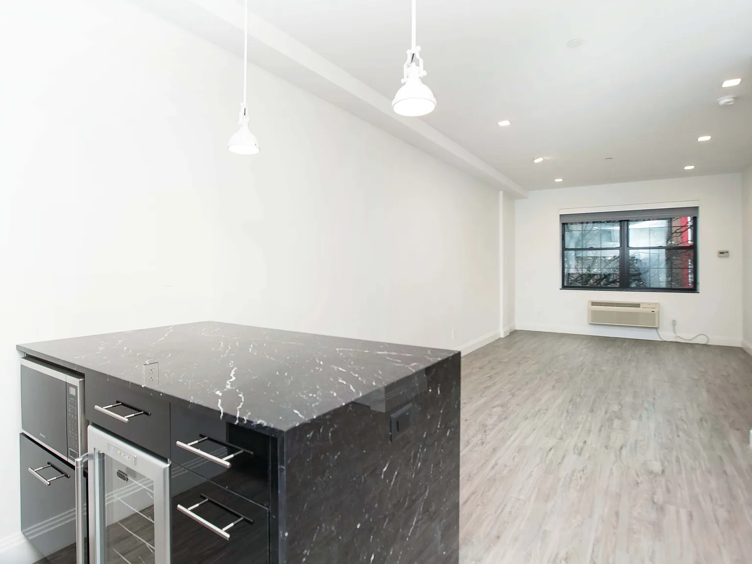 139 Alexander Avenue — Photo 4