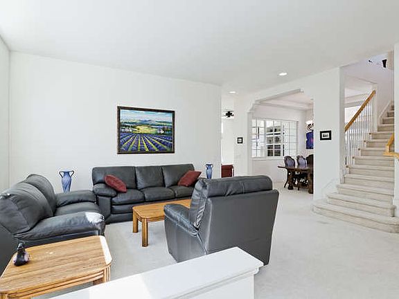 2nd image of 2888 Arbella Ln