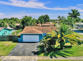 9790 NW 24th Ct, Sunrise, FL 33322