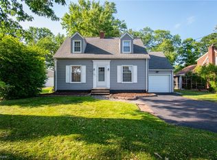 108 Ewing Rd, Youngstown, OH 44512