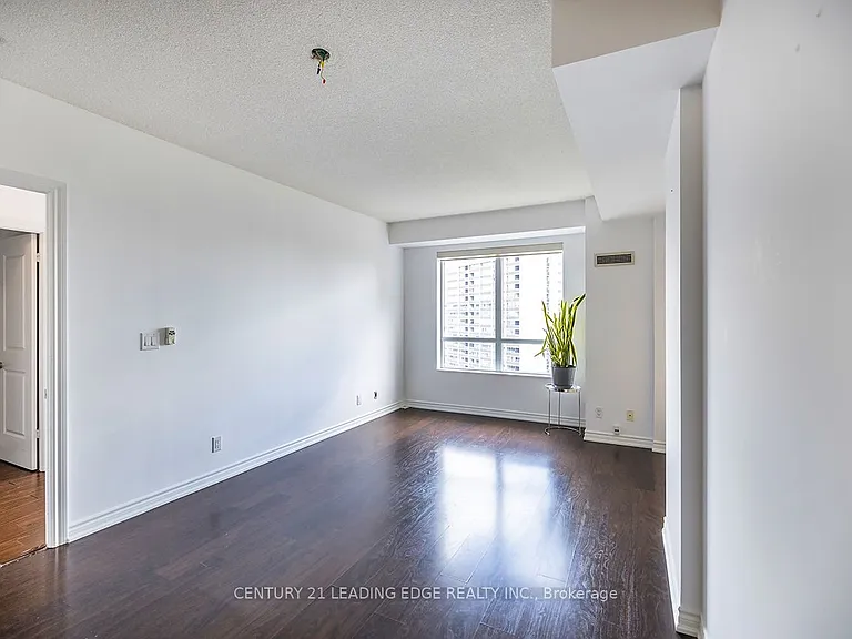 133 Wynford Dr #1802 — Photo 11