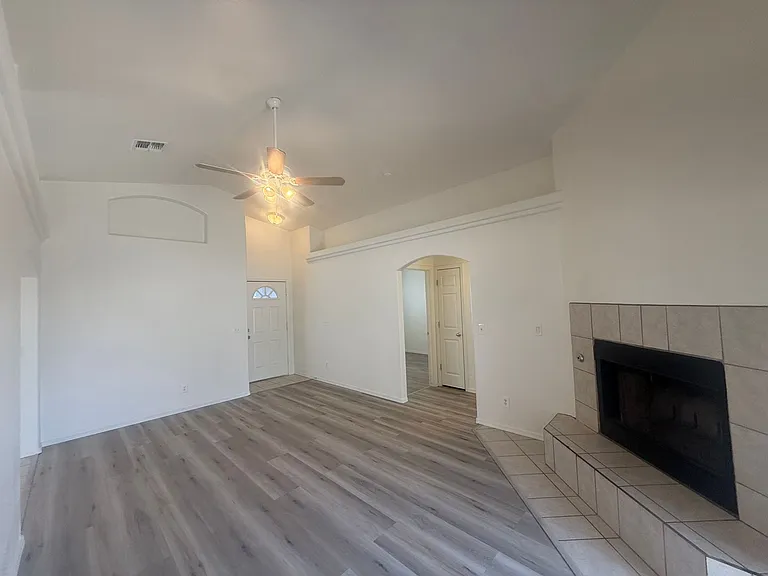 3386 N Jewel St — Photo 3