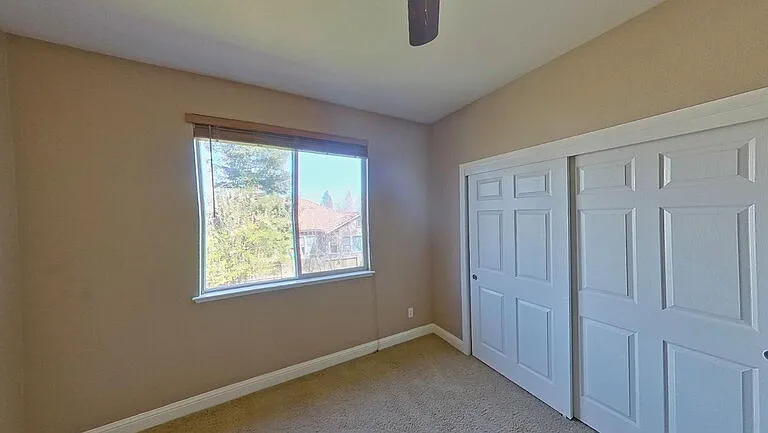 1692 Woodhaven Cir — Photo 24