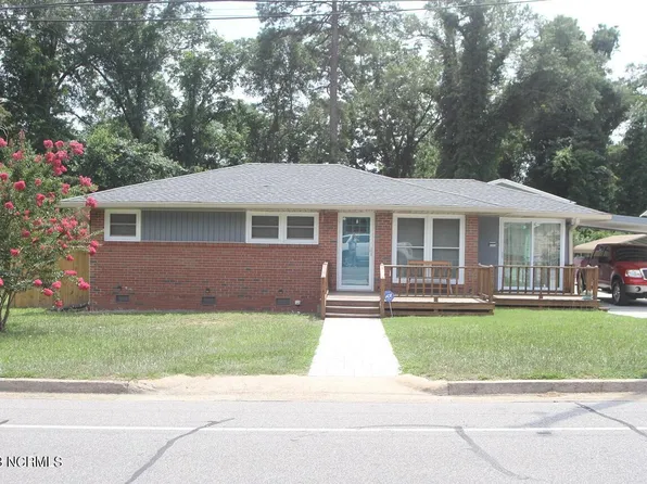 503 W King Street, Elizabethtown, NC 28337