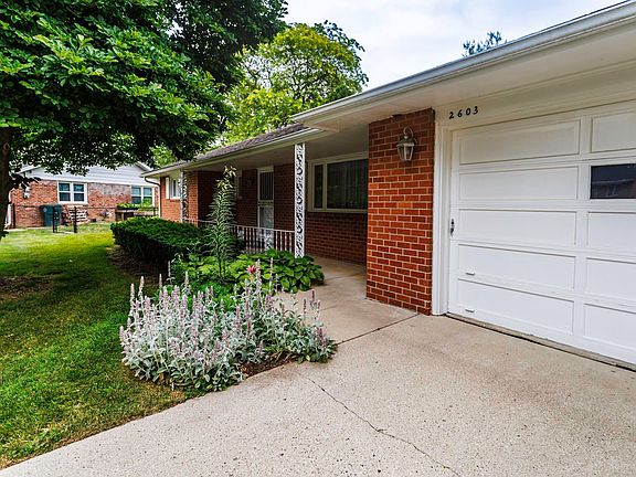 3rd image of 2603 W Brook Dr