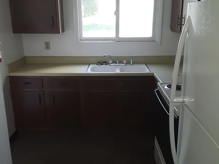 21 Cherry St — Photo 1