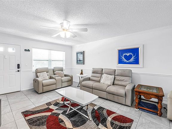5th image of 6190 80TH STREET N #304