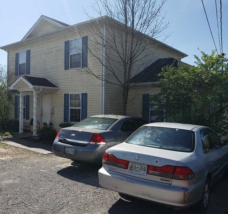 1st image of 315 Cottonwood Dr