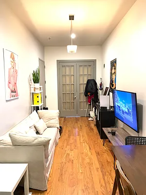 Rented by Nooklyn NYC LLC | media 22
