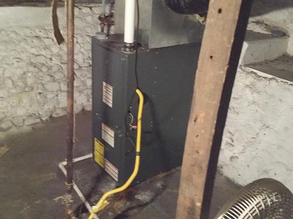 5th image of 228 Helen Ave